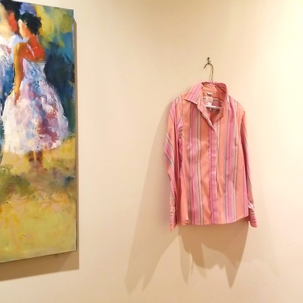- Women's Talbot shirt  size 4